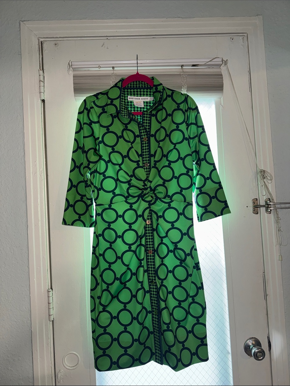 Gretchen Scott Green Geometric Twist and Shout